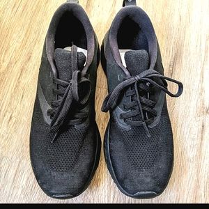 Nike Women's Shoes Odyssey React 2 Flyknit